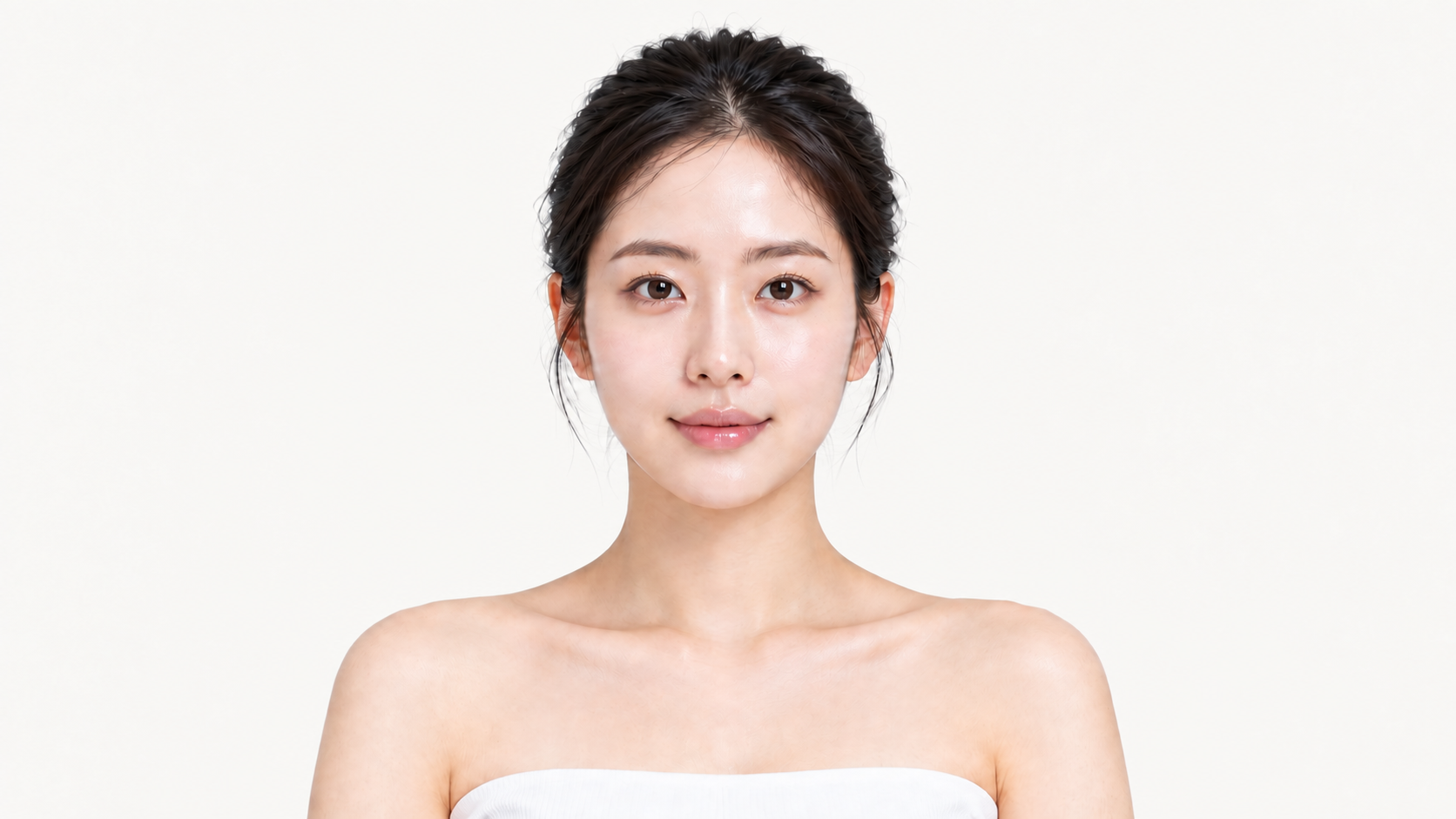 얼굴 레이저 제모 가능 부위를 안내하는 여성 모델